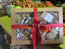 Load image into Gallery viewer, Gift Hamper/Soapbox
