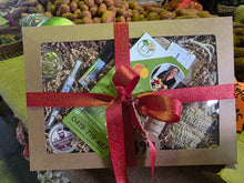 Load image into Gallery viewer, Gift Hamper/Soapbox
