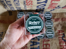 Load image into Gallery viewer, Chocolate coated coffee beans/Skybury 95g

